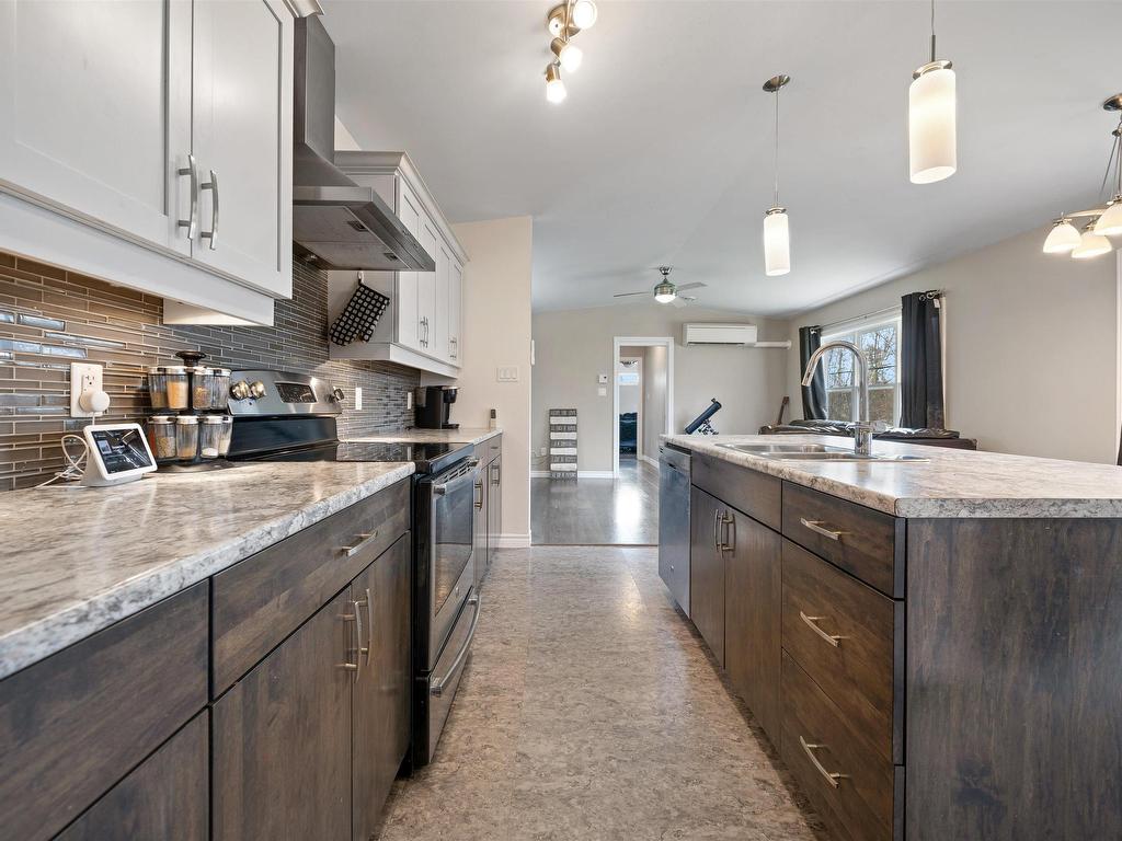 












172 Guest Drive

,
Bible Hill,




NS
B2N 6N9

