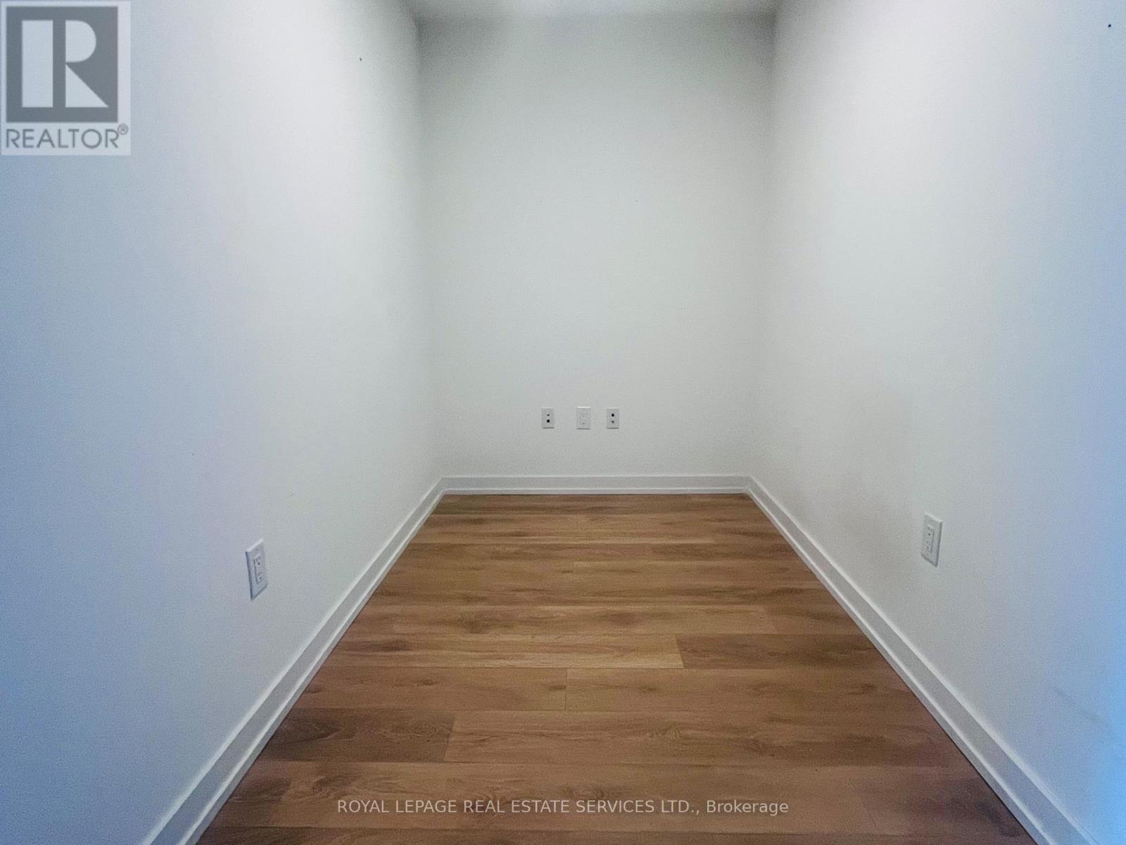 












1607 - 225 SUMACH STREET

,
Toronto,




Ontario
M5A0P8

