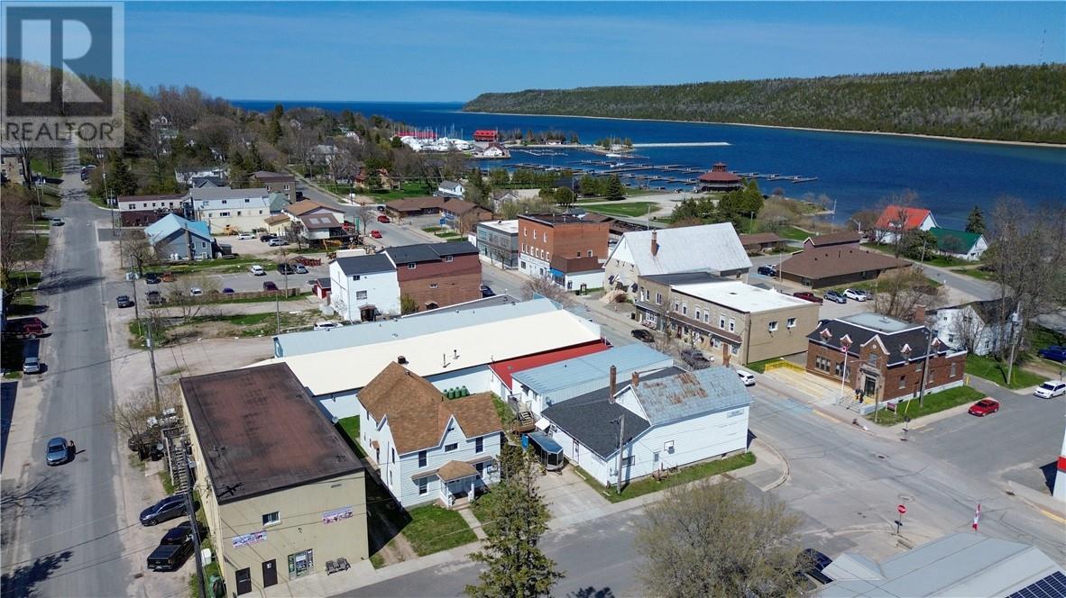 












4 Eleanor Street

,
Gore Bay, Manitoulin Island,




Ontario
P0P1H0

