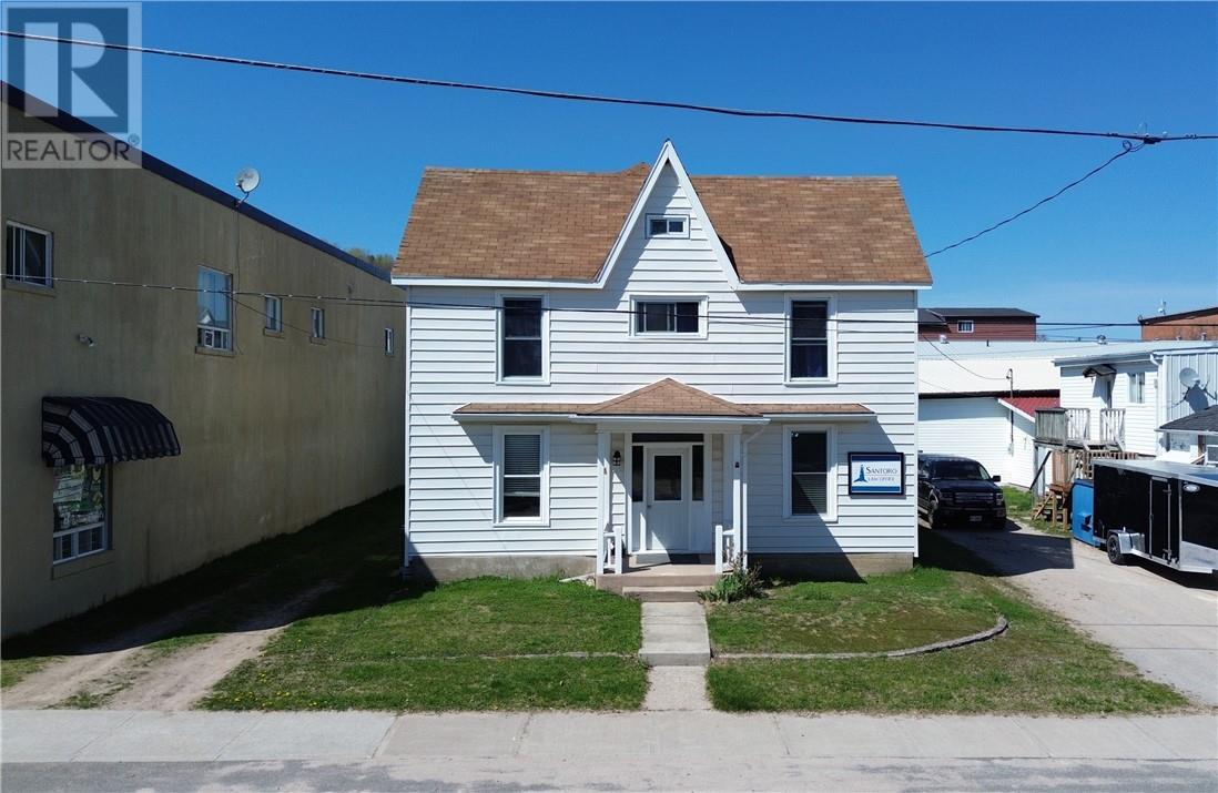 












4 Eleanor Street

,
Gore Bay, Manitoulin Island,




Ontario
P0P1H0

