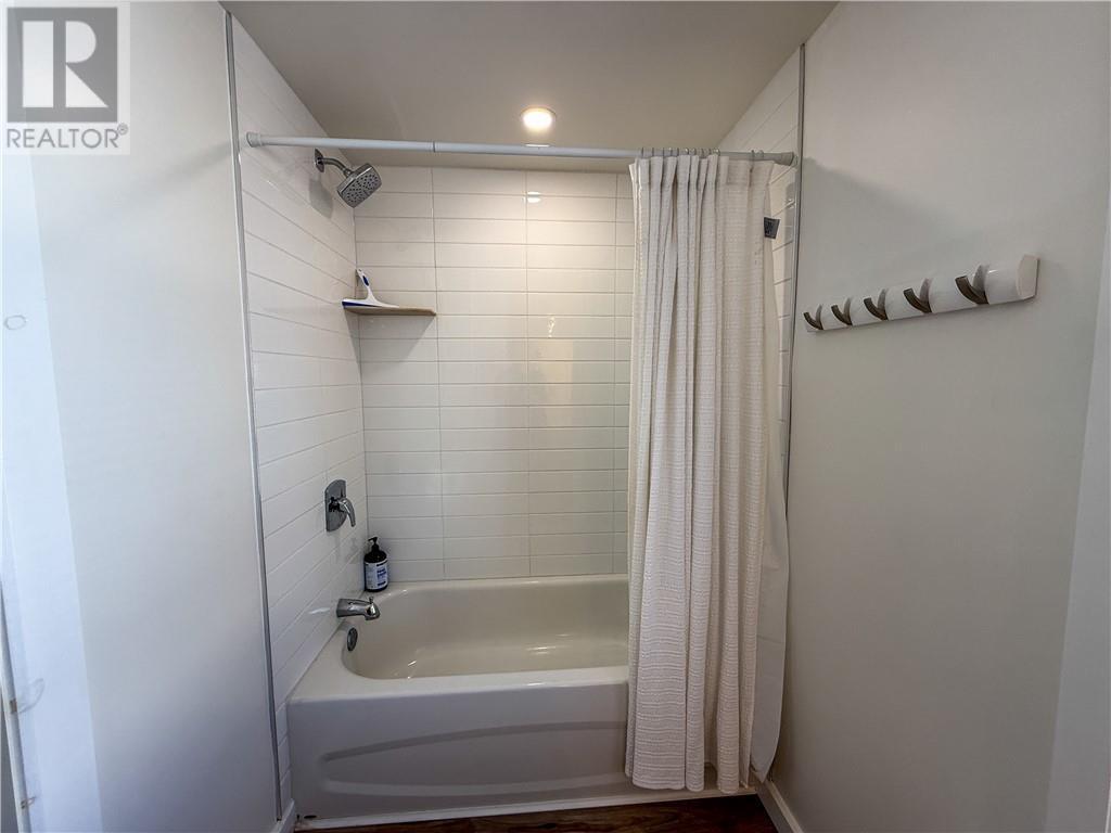 












4 Eleanor Street

,
Gore Bay, Manitoulin Island,




Ontario
P0P1H0

