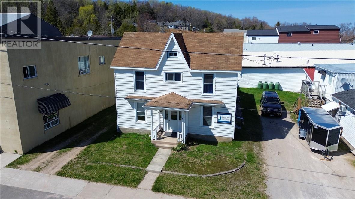 












4 Eleanor Street

,
Gore Bay, Manitoulin Island,




Ontario
P0P1H0

