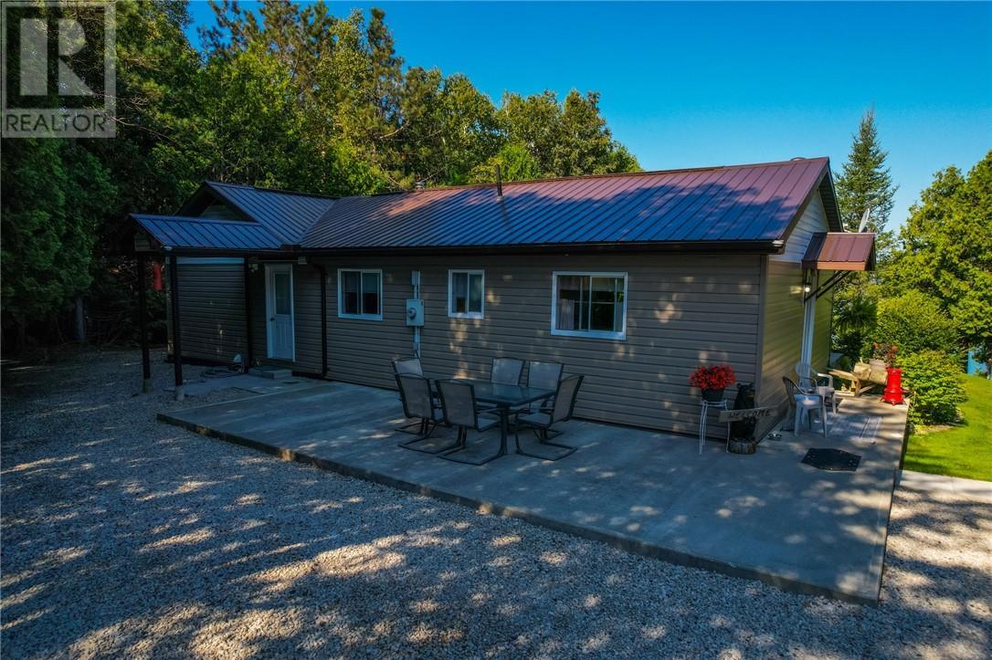 












75 Holmes Street

,
Spring Bay, Manitoulin Island,




Ontario
P0P2B0

