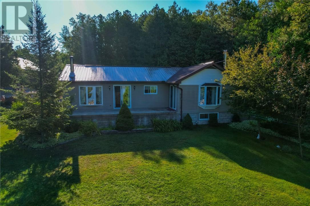 












75 Holmes Street

,
Spring Bay, Manitoulin Island,




Ontario
P0P2B0

