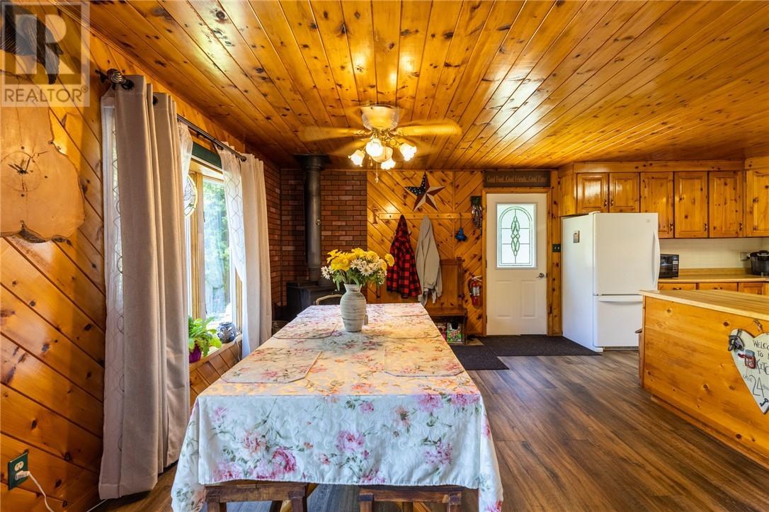 












75 Holmes Street

,
Spring Bay, Manitoulin Island,




Ontario
P0P2B0

