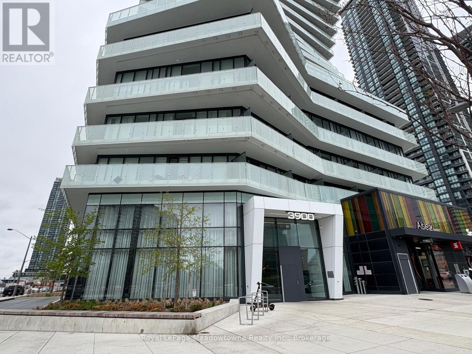 












4405 - 3900 CONFEDERATION PARKWAY E

,
Mississauga (City Centre),




Ontario
L5B0M3

