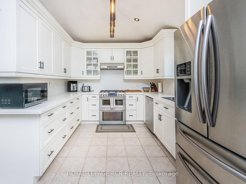 









285017


COUNTY ROAD 10

N/A,
Amaranth,




ON
L9W 0Y6


