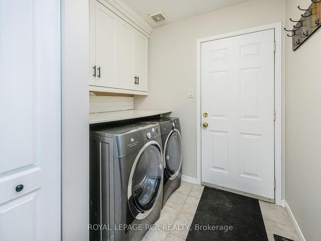









285017


COUNTY ROAD 10

N/A,
Amaranth,




ON
L9W 0Y6

