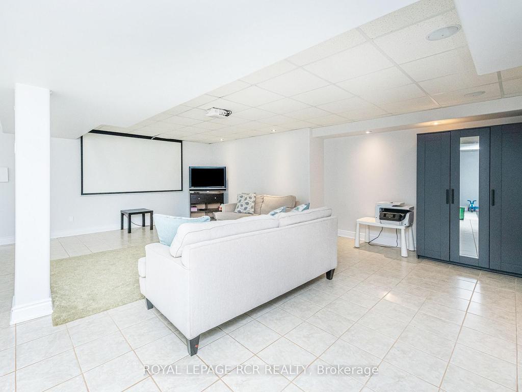 









285017


COUNTY ROAD 10

N/A,
Amaranth,




ON
L9W 0Y6

