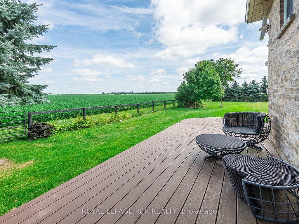 









285017


COUNTY ROAD 10

N/A,
Amaranth,




ON
L9W 0Y6

