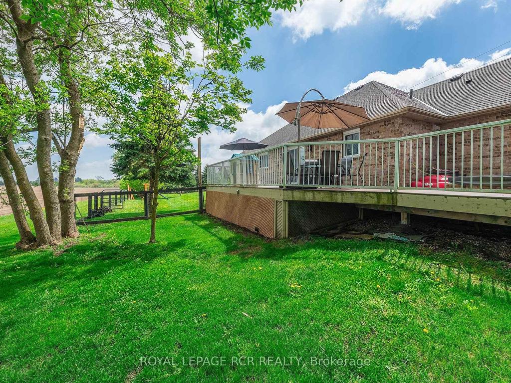 









285017


COUNTY ROAD 10

N/A,
Amaranth,




ON
L9W 0Y6

