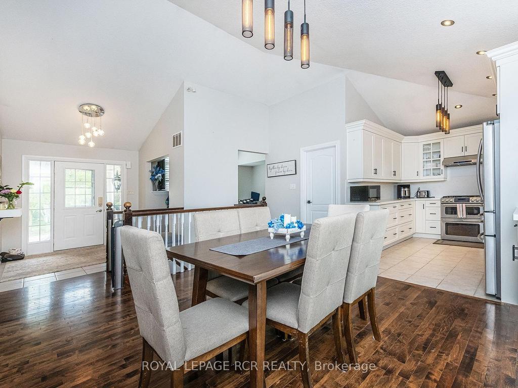 









285017


COUNTY ROAD 10

N/A,
Amaranth,




ON
L9W 0Y6

