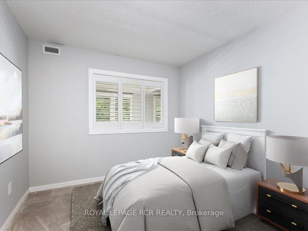 









900


Bogart Mill

Trail, 212,
Newmarket,




ON
L3Y 8V5


