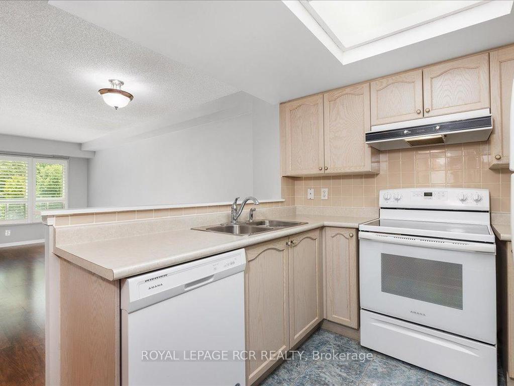 









900


Bogart Mill

Trail, 212,
Newmarket,




ON
L3Y 8V5


