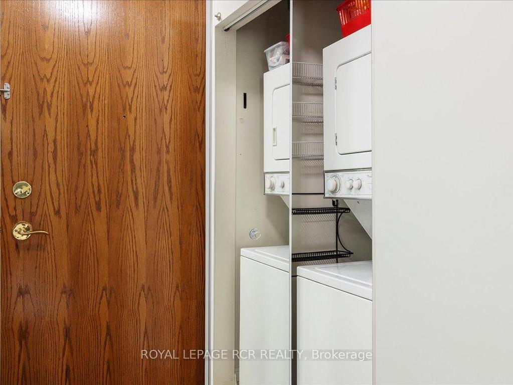 









900


Bogart Mill

Trail, 212,
Newmarket,




ON
L3Y 8V5

