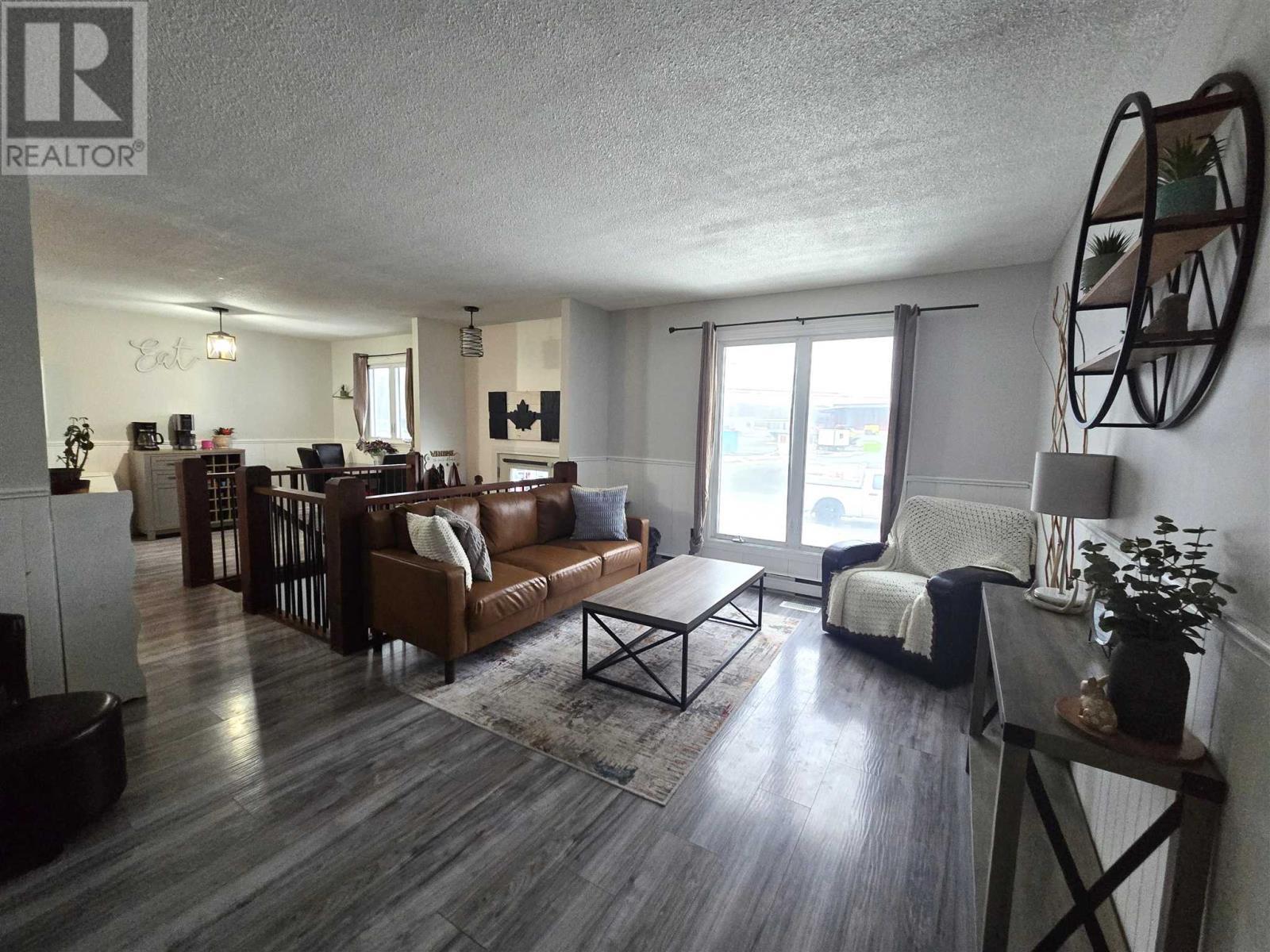 












135 Youngfox RD

,
Blind River,




Ontario
P0R1B0

