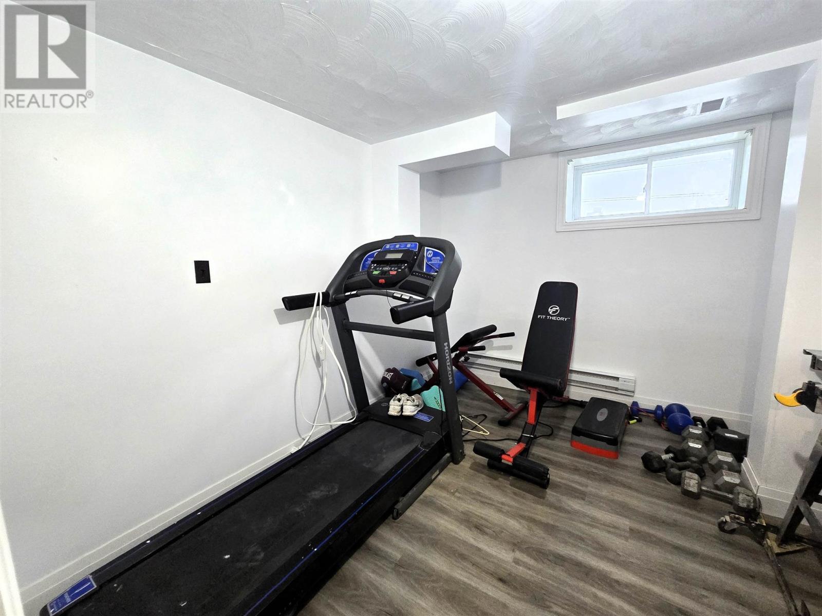












135 Youngfox RD

,
Blind River,




Ontario
P0R1B0

