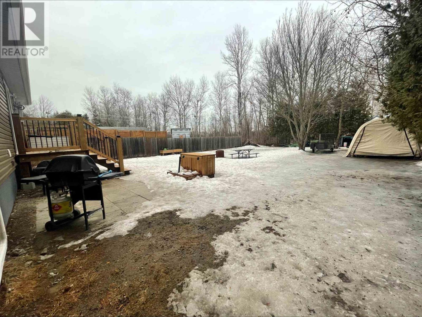 












135 Youngfox RD

,
Blind River,




Ontario
P0R1B0

