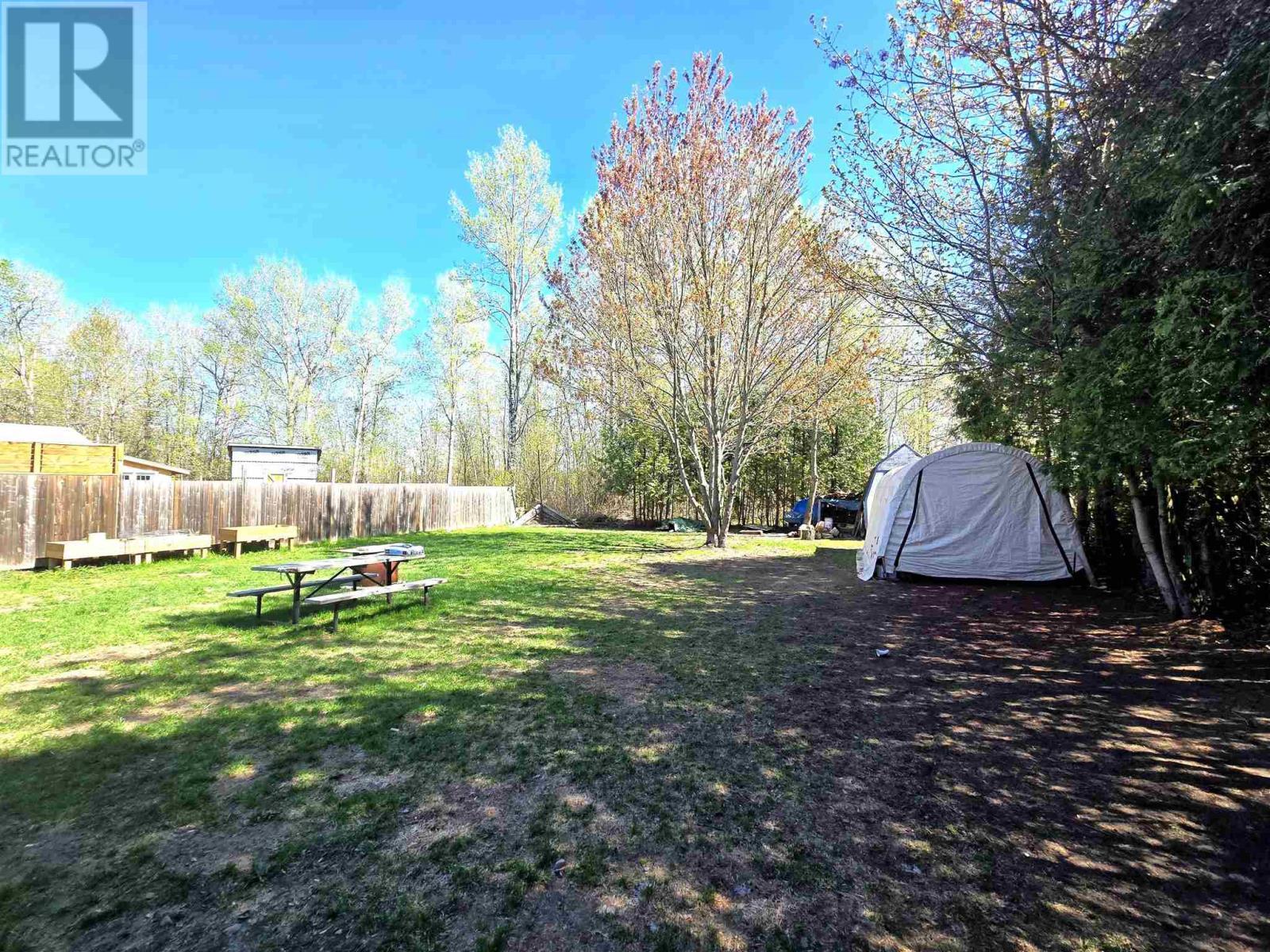 












135 Youngfox RD

,
Blind River,




Ontario
P0R1B0

