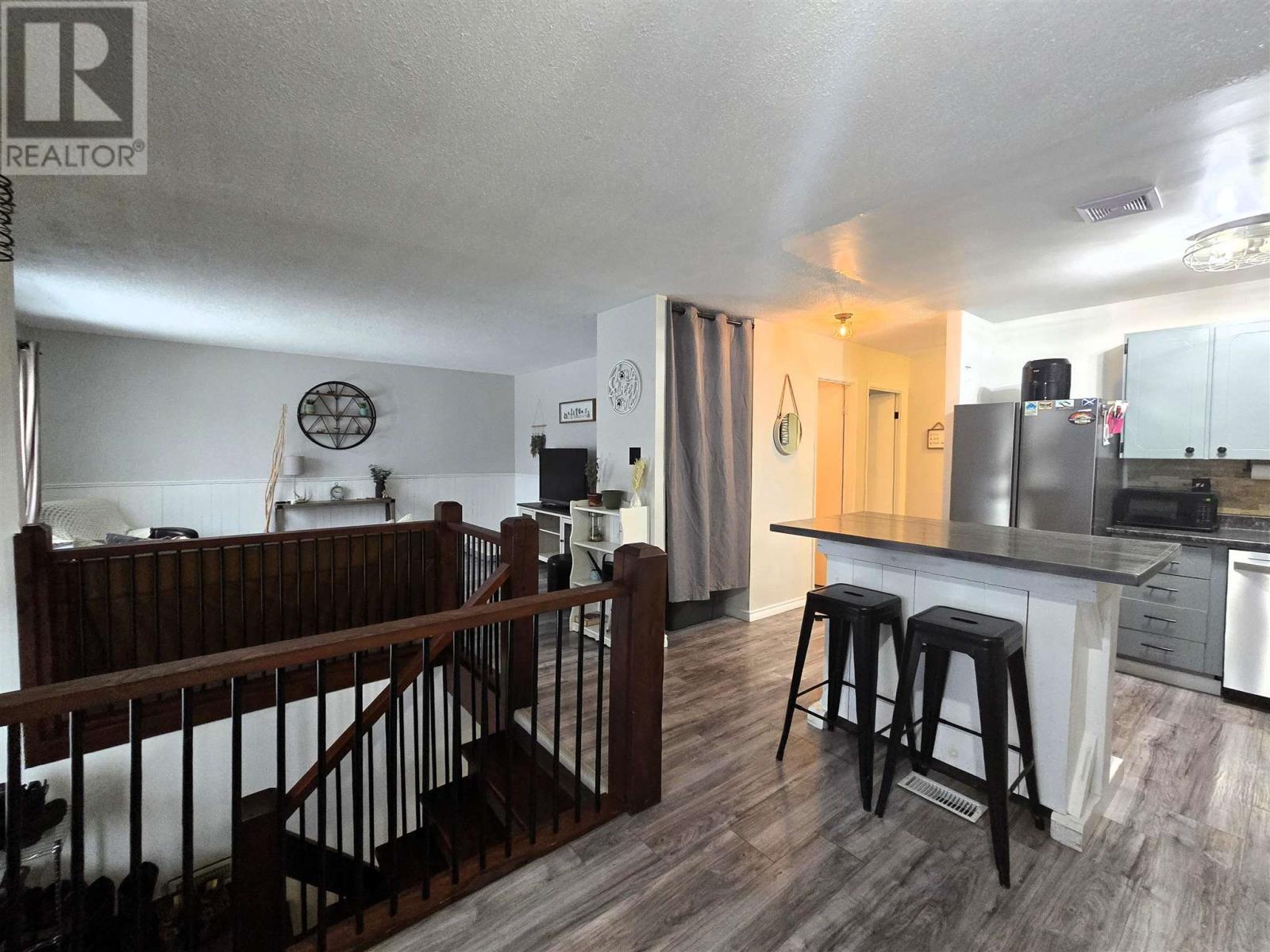 












135 Youngfox RD

,
Blind River,




Ontario
P0R1B0


