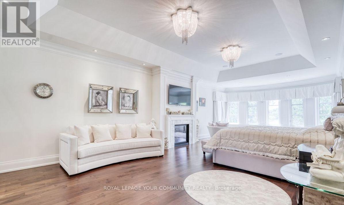 












173 LAKELAND CRESCENT

,
Richmond Hill,




Ontario
L4E3A4

