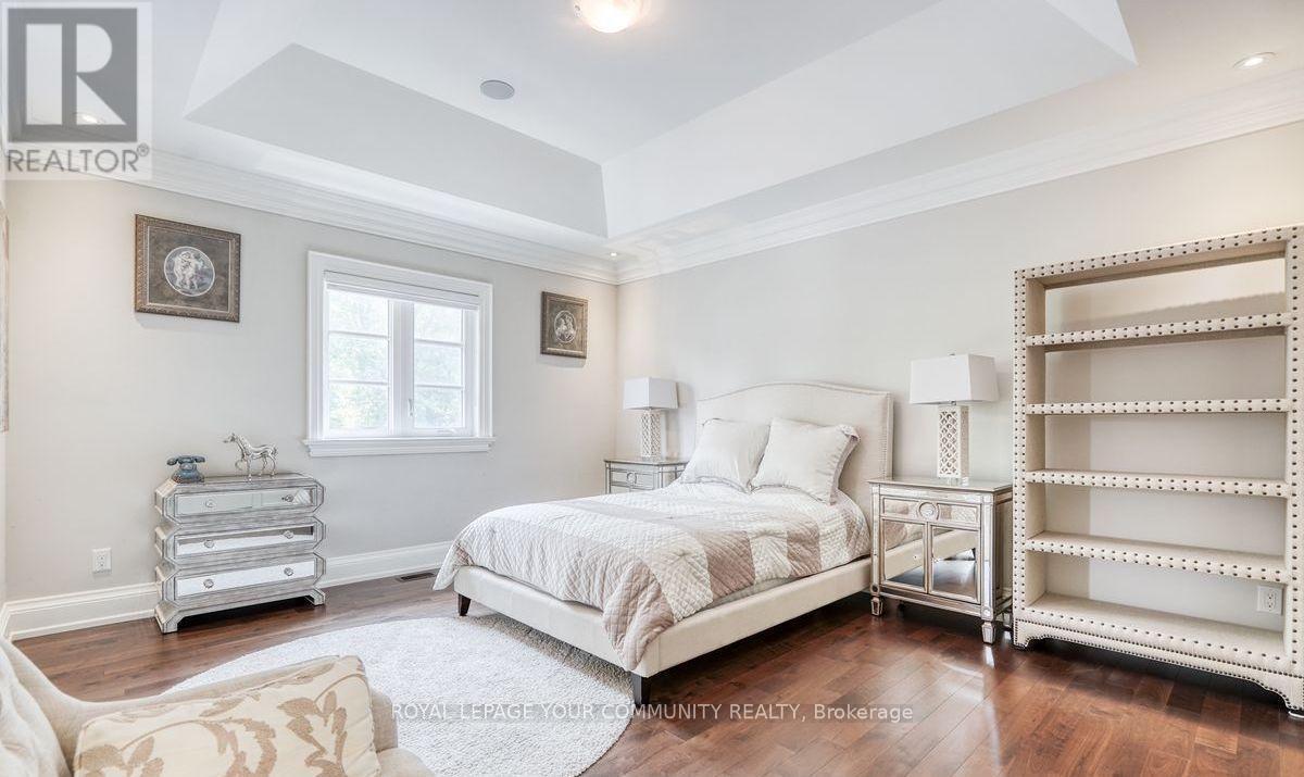 












173 LAKELAND CRESCENT

,
Richmond Hill,




Ontario
L4E3A4

