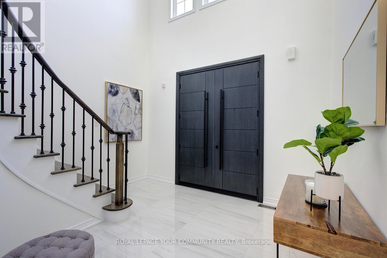 












127 GOLDEN FOREST ROAD

,
Vaughan,




Ontario
L6A0S6

