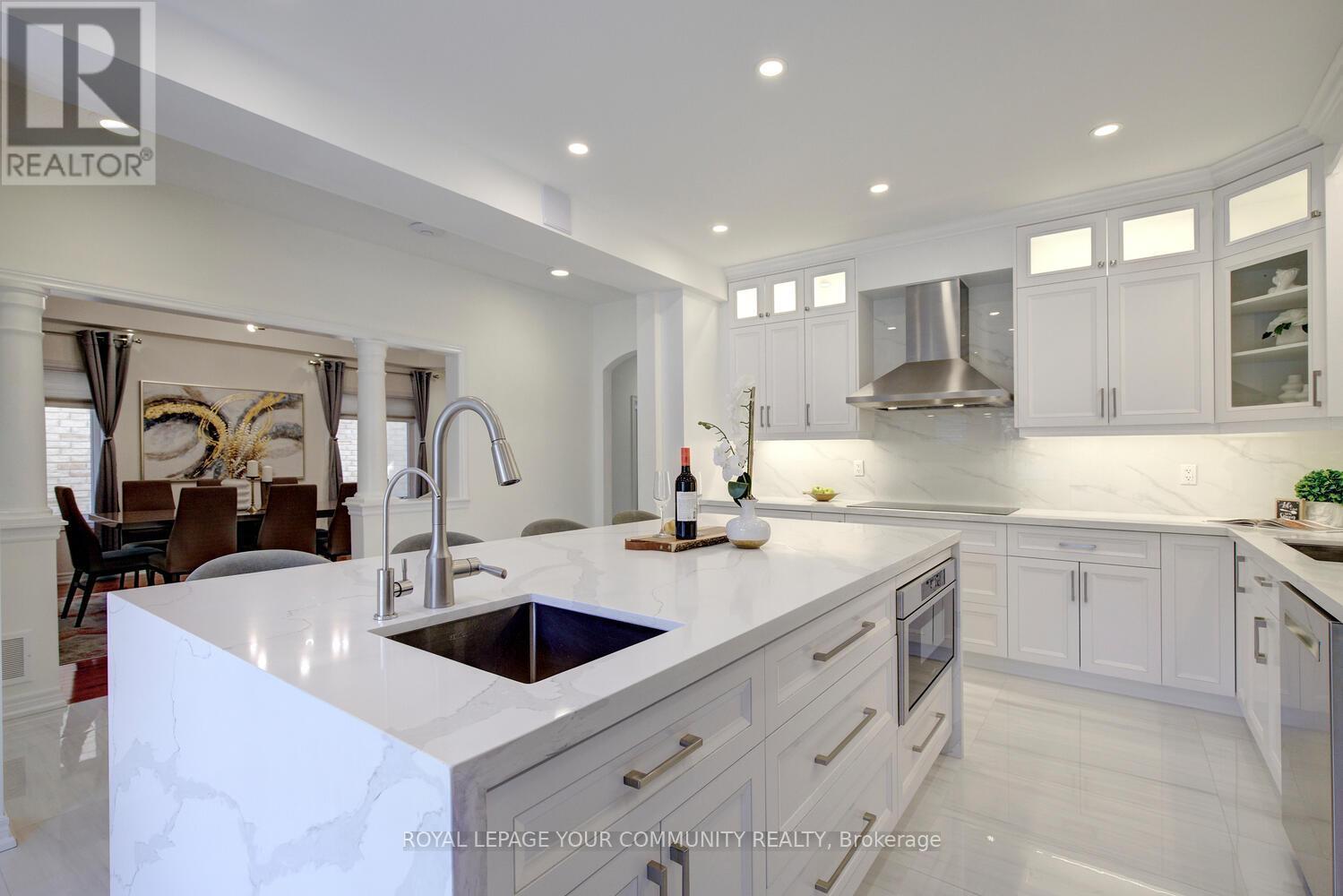 












127 GOLDEN FOREST ROAD

,
Vaughan,




Ontario
L6A0S6

