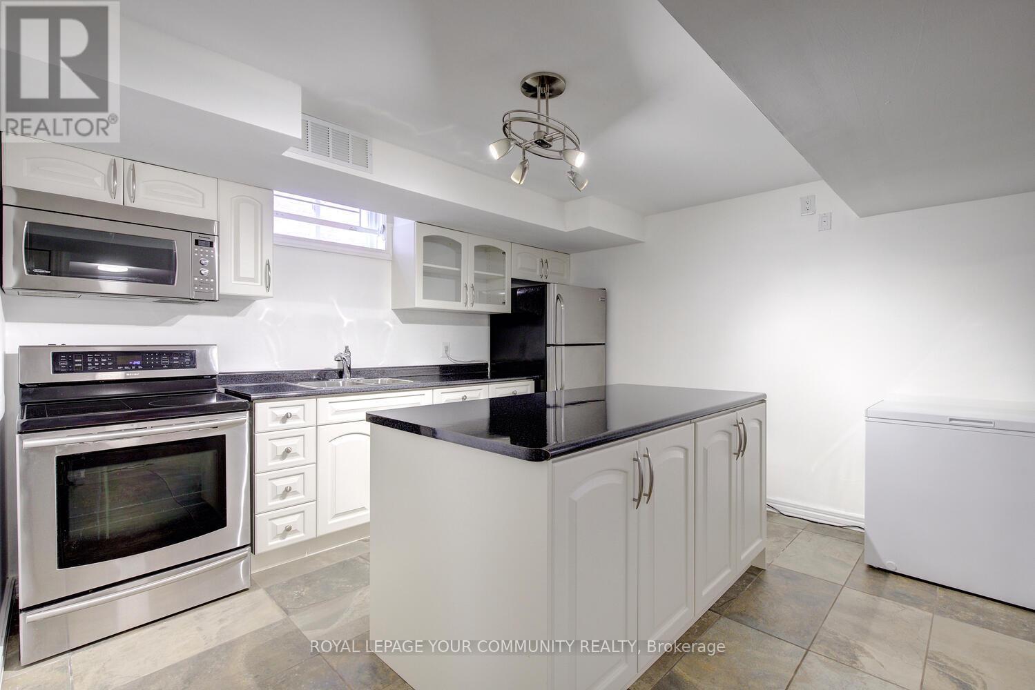 












127 GOLDEN FOREST ROAD

,
Vaughan,




Ontario
L6A0S6

