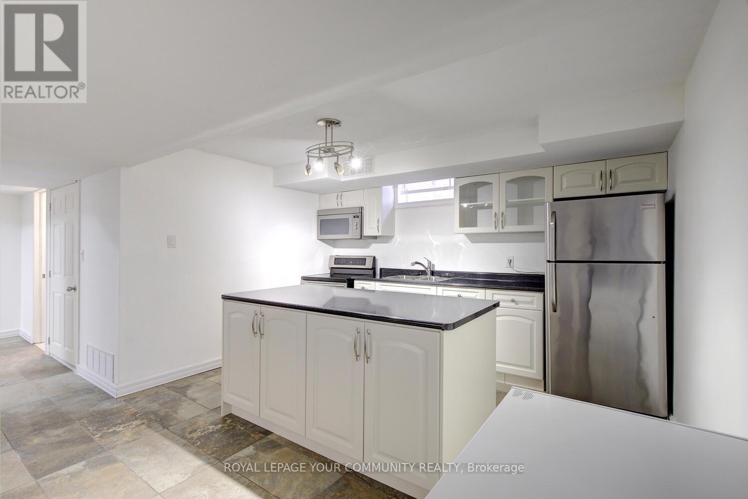 












127 GOLDEN FOREST ROAD

,
Vaughan,




Ontario
L6A0S6

