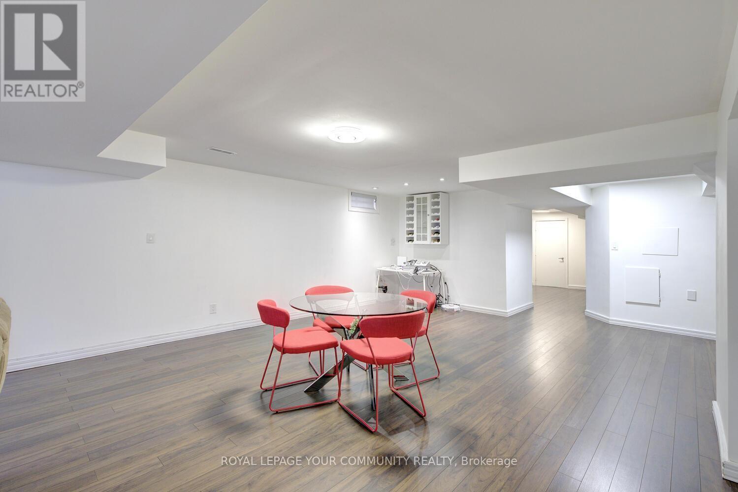 












127 GOLDEN FOREST ROAD

,
Vaughan,




Ontario
L6A0S6

