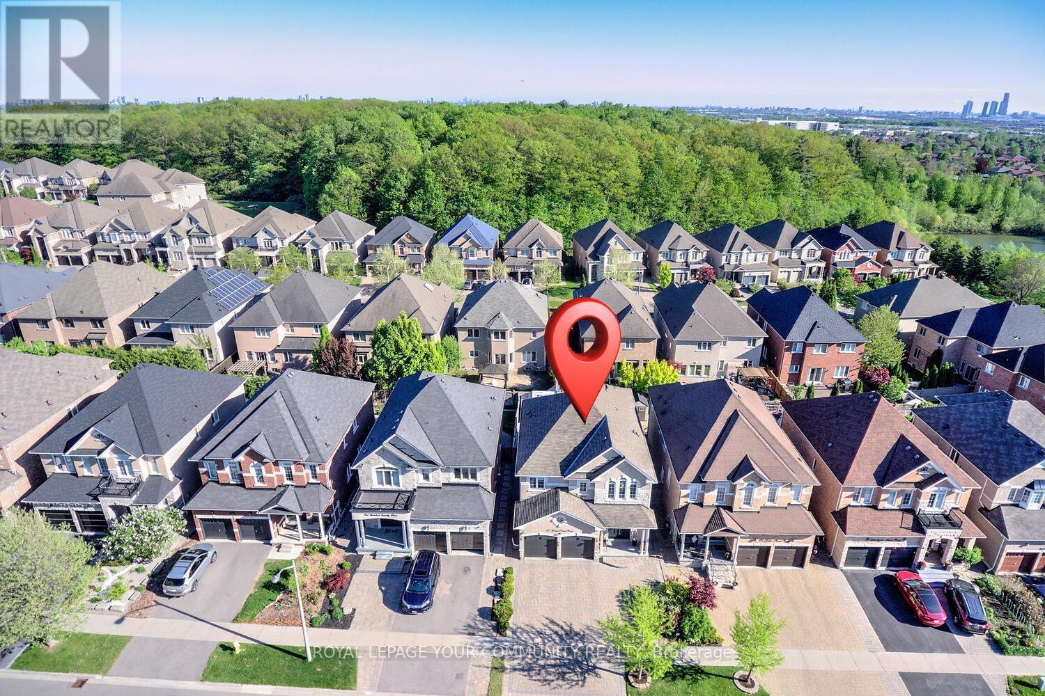 












127 GOLDEN FOREST ROAD

,
Vaughan,




Ontario
L6A0S6

