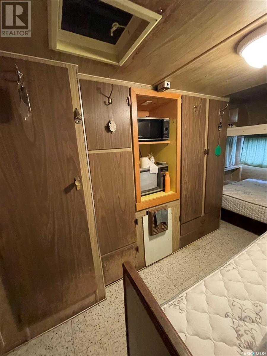 












10 George AVENUE

,
Clemenceau,







Saskatchewan
S0E0Y0

