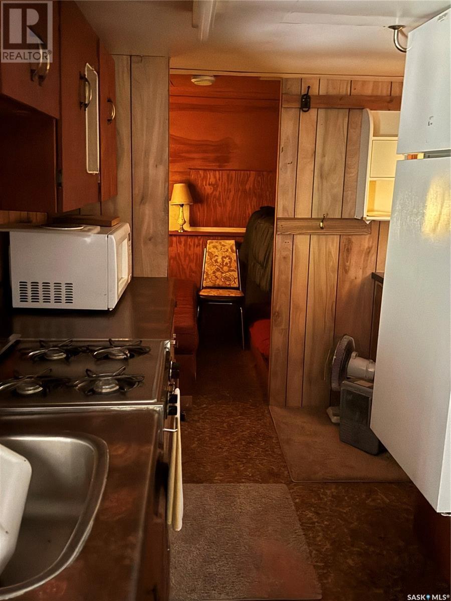 












10 George AVENUE

,
Clemenceau,







Saskatchewan
S0E0Y0

