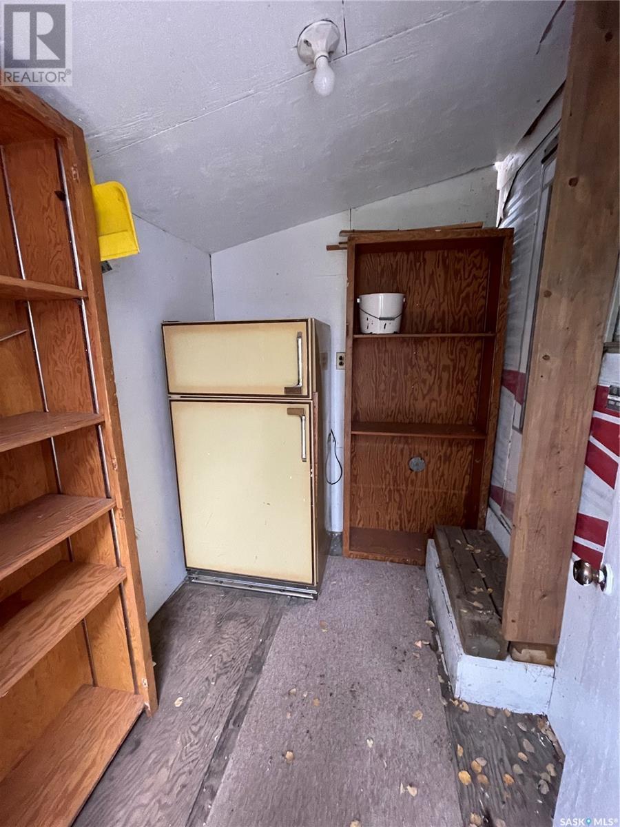 












10 George AVENUE

,
Clemenceau,







Saskatchewan
S0E0Y0

