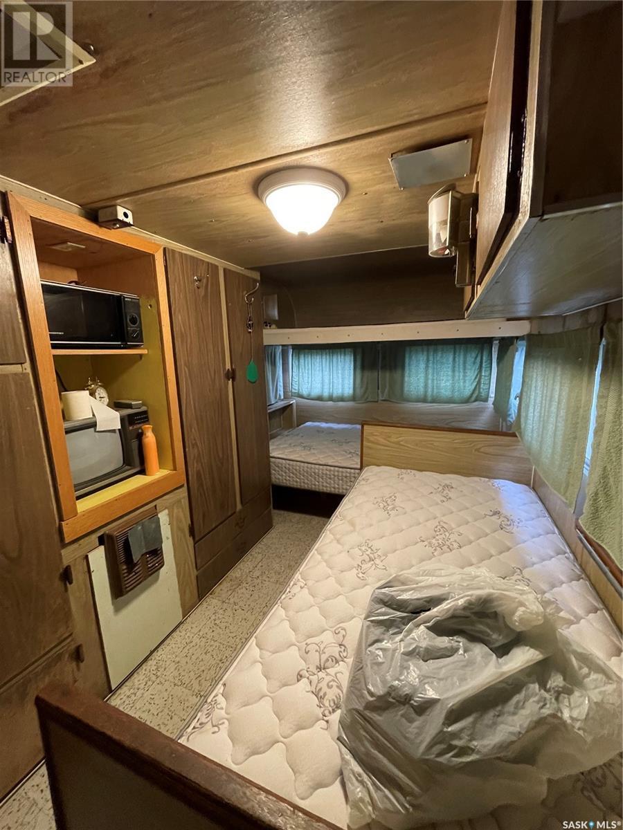 












10 George AVENUE

,
Clemenceau,







Saskatchewan
S0E0Y0

