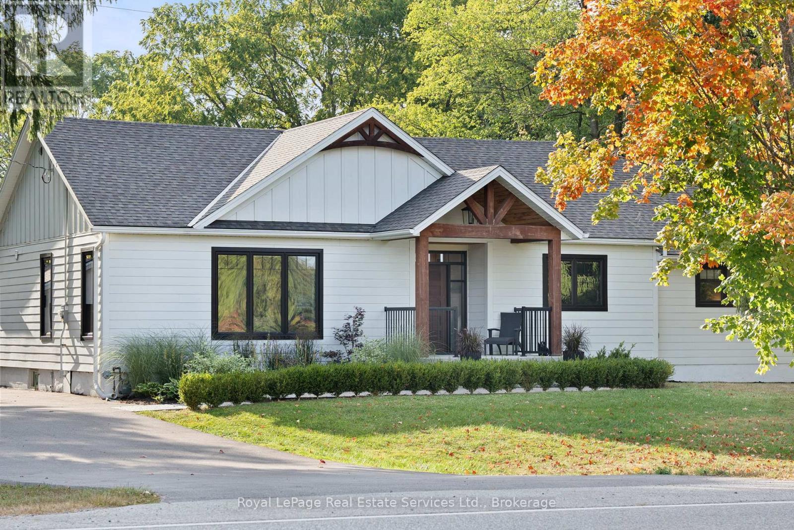 












311 ST GEORGE ROAD

,
Brant (South Dumfries),




Ontario
N0E1N0

