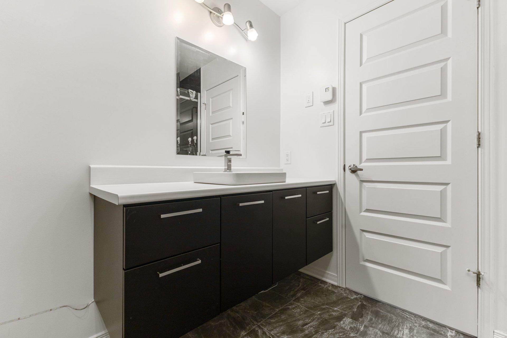 









55


Rue du Campagnard

,
Gatineau (Gatineau),




QC
J8P0M1

