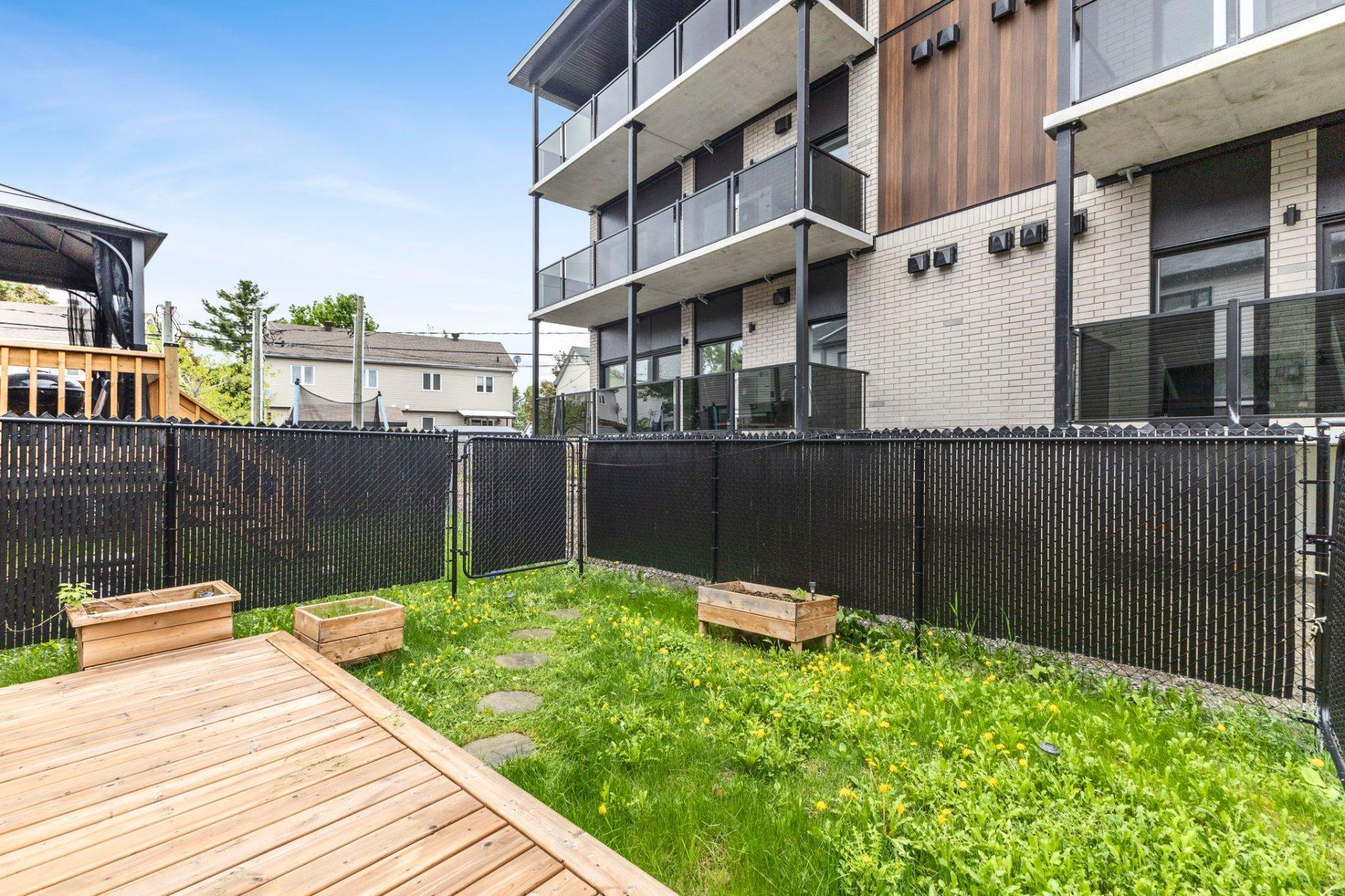 









55


Rue du Campagnard

,
Gatineau (Gatineau),




QC
J8P0M1


