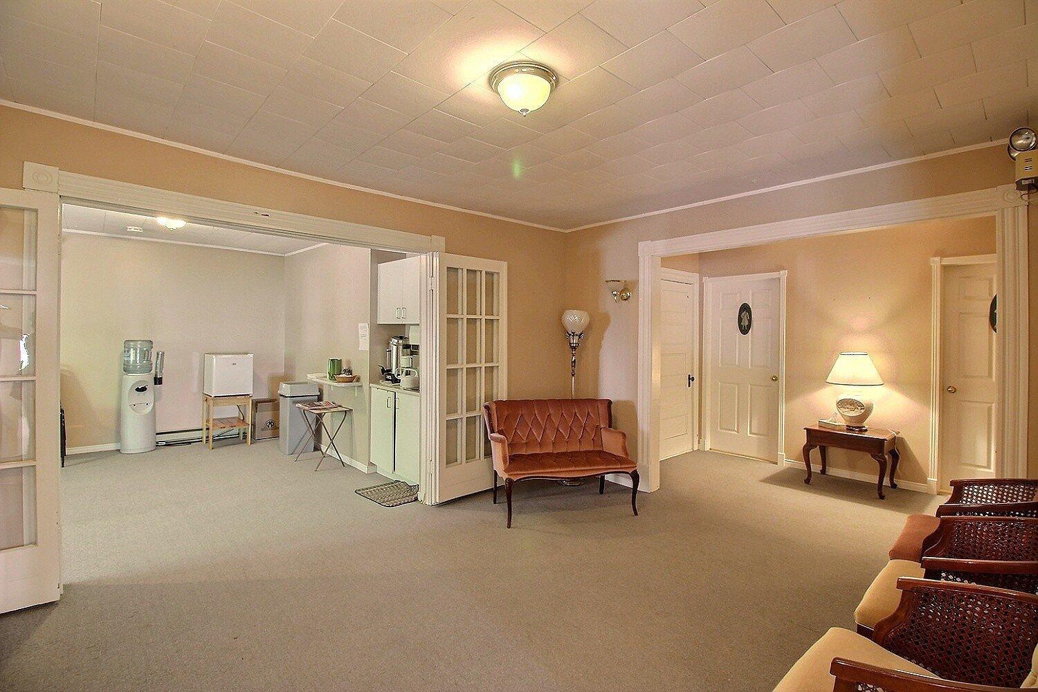 









900

 - 906


Rue Clough

,
Ayer's Cliff,




QC
J0B1C0

