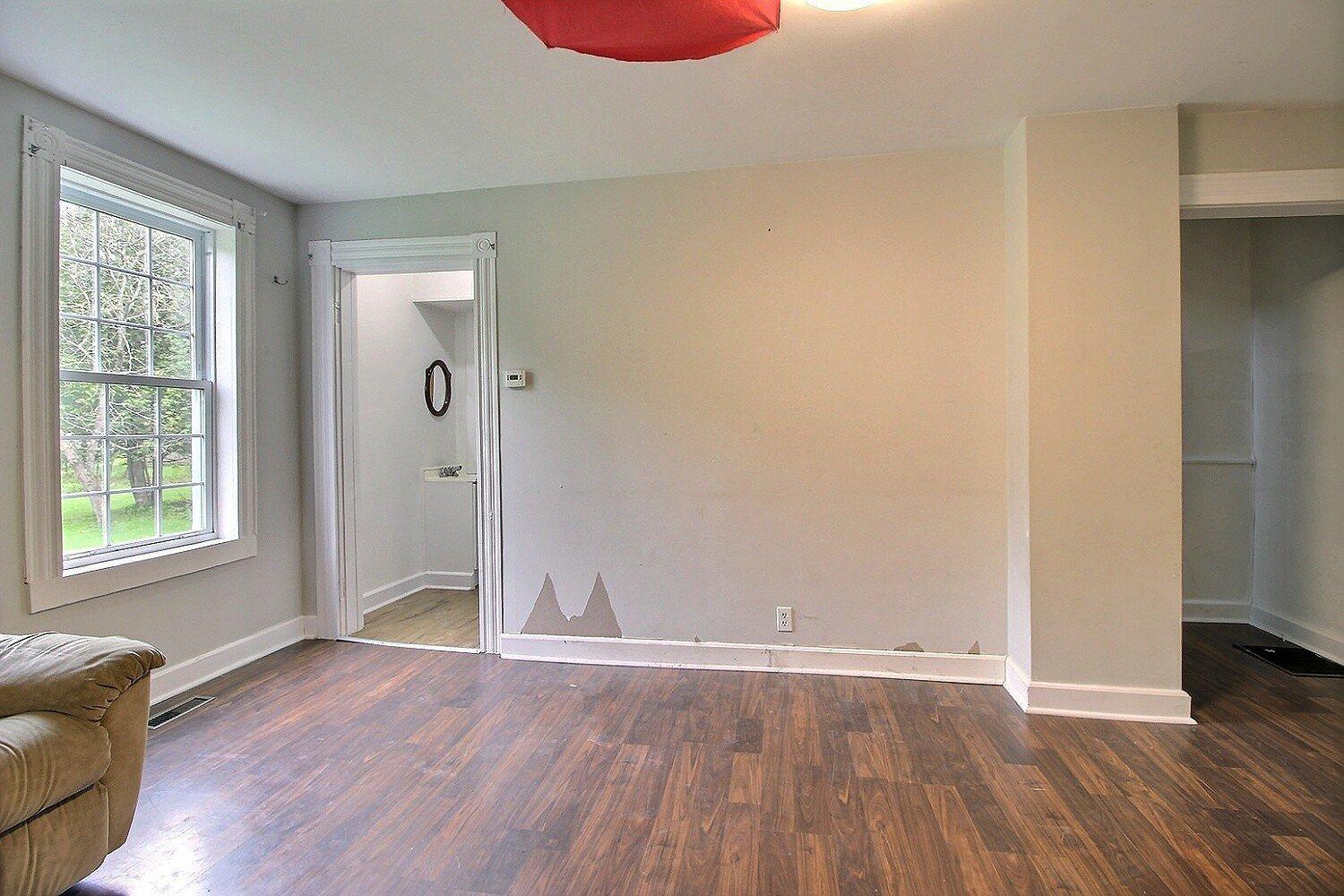 









900

 - 906


Rue Clough

,
Ayer's Cliff,




QC
J0B1C0

