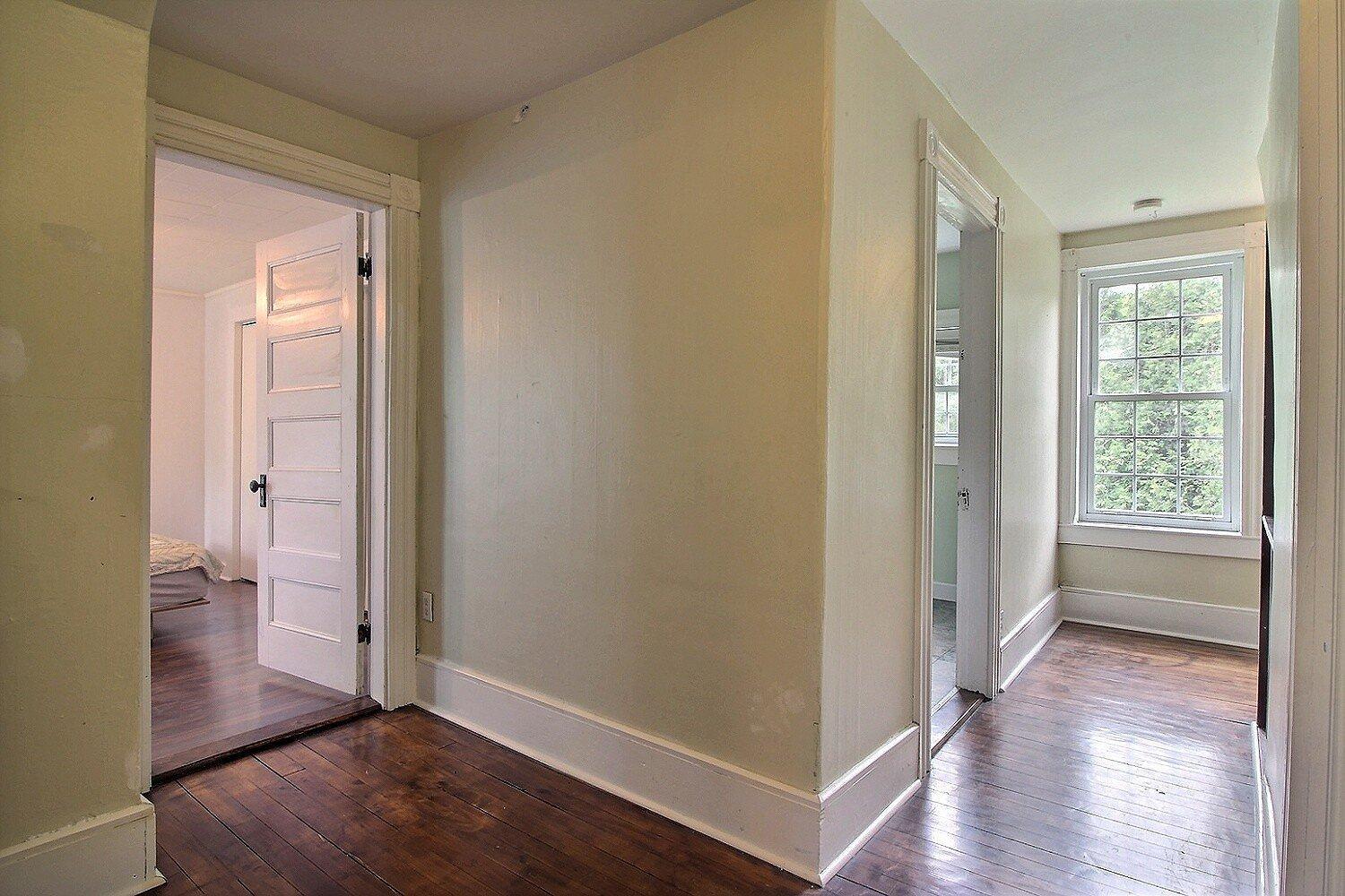 









900

 - 906


Rue Clough

,
Ayer's Cliff,




QC
J0B1C0

