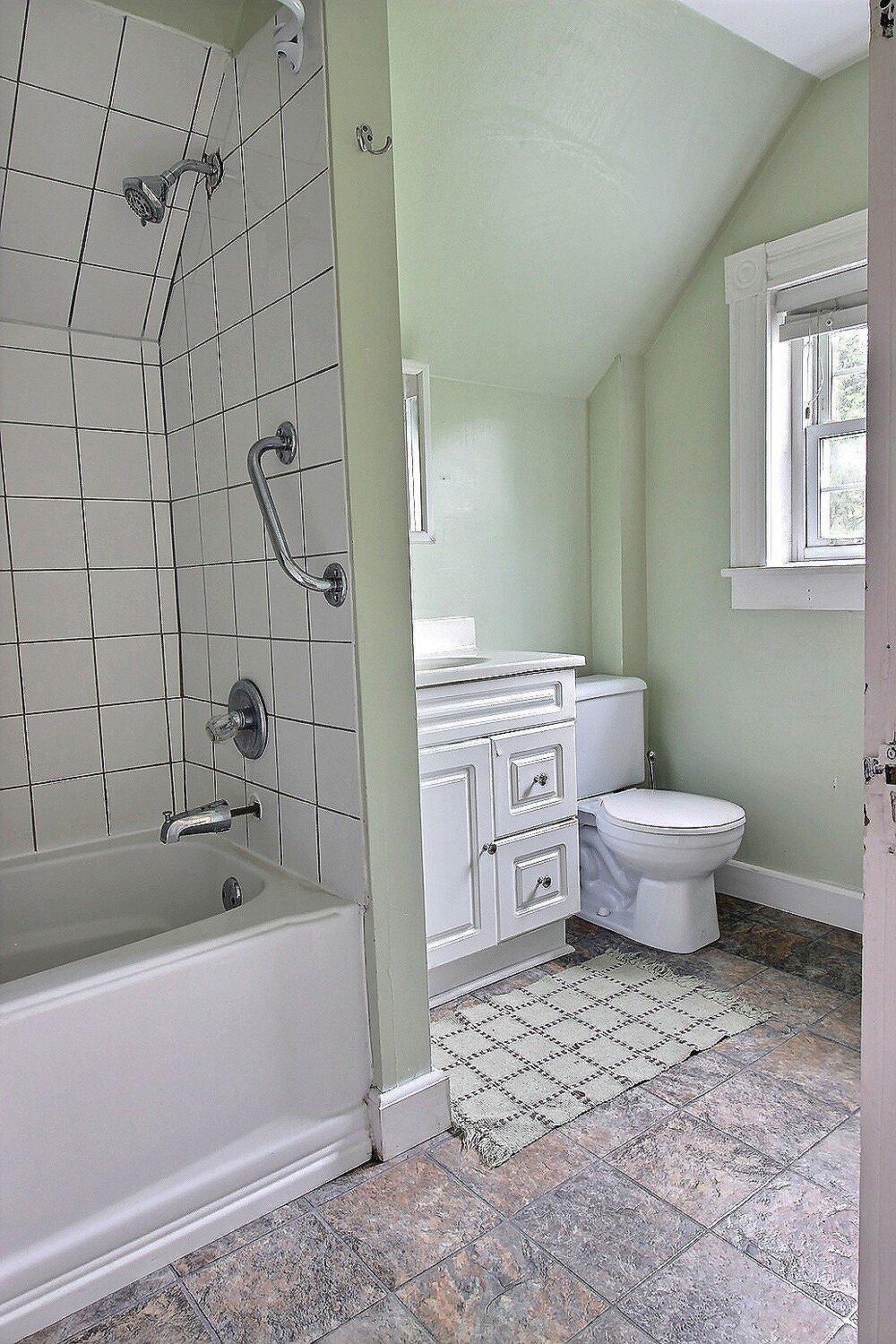 









900

 - 906


Rue Clough

,
Ayer's Cliff,




QC
J0B1C0

