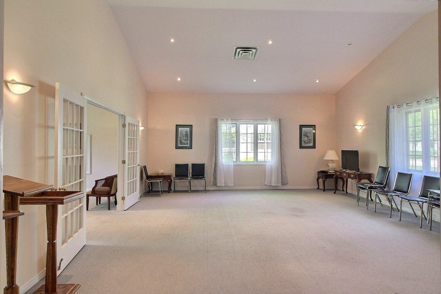 









900

 - 906


Rue Clough

,
Ayer's Cliff,




QC
J0B1C0

