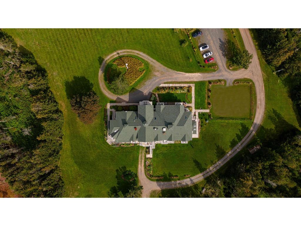 












Spry 5 222 Ark Lane

,
Little Pond,




PE
C0A 2B0


