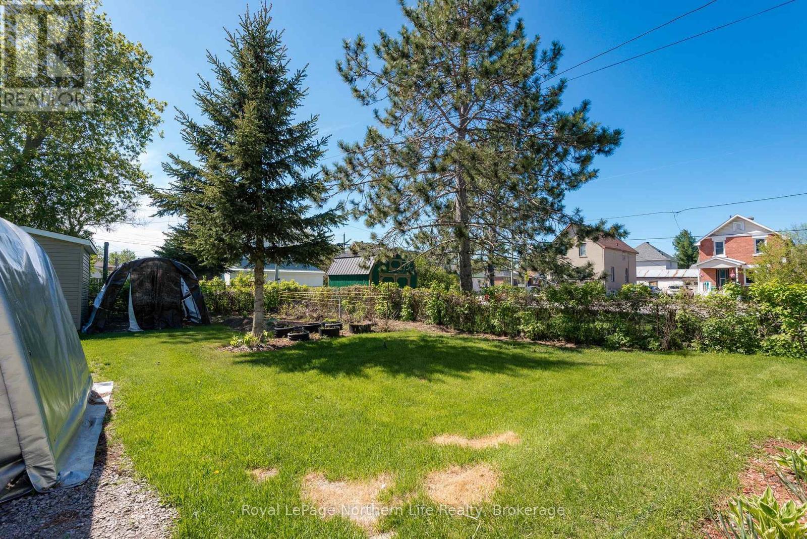 












391 PERCY STREET

,
North Bay (Central),




Ontario
P1B3N2

