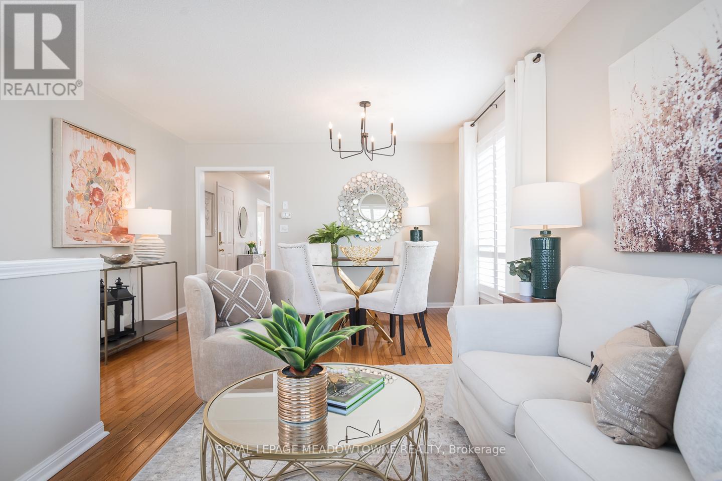 












1014 COOPER AVENUE

,
Milton,




Ontario
L9T5W7

