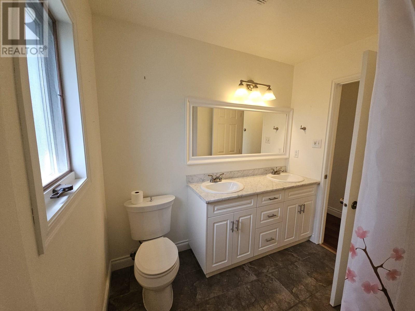 












128 Chamberlain Crescent

,
Tumbler Ridge,




British Columbia
V0C2W0


