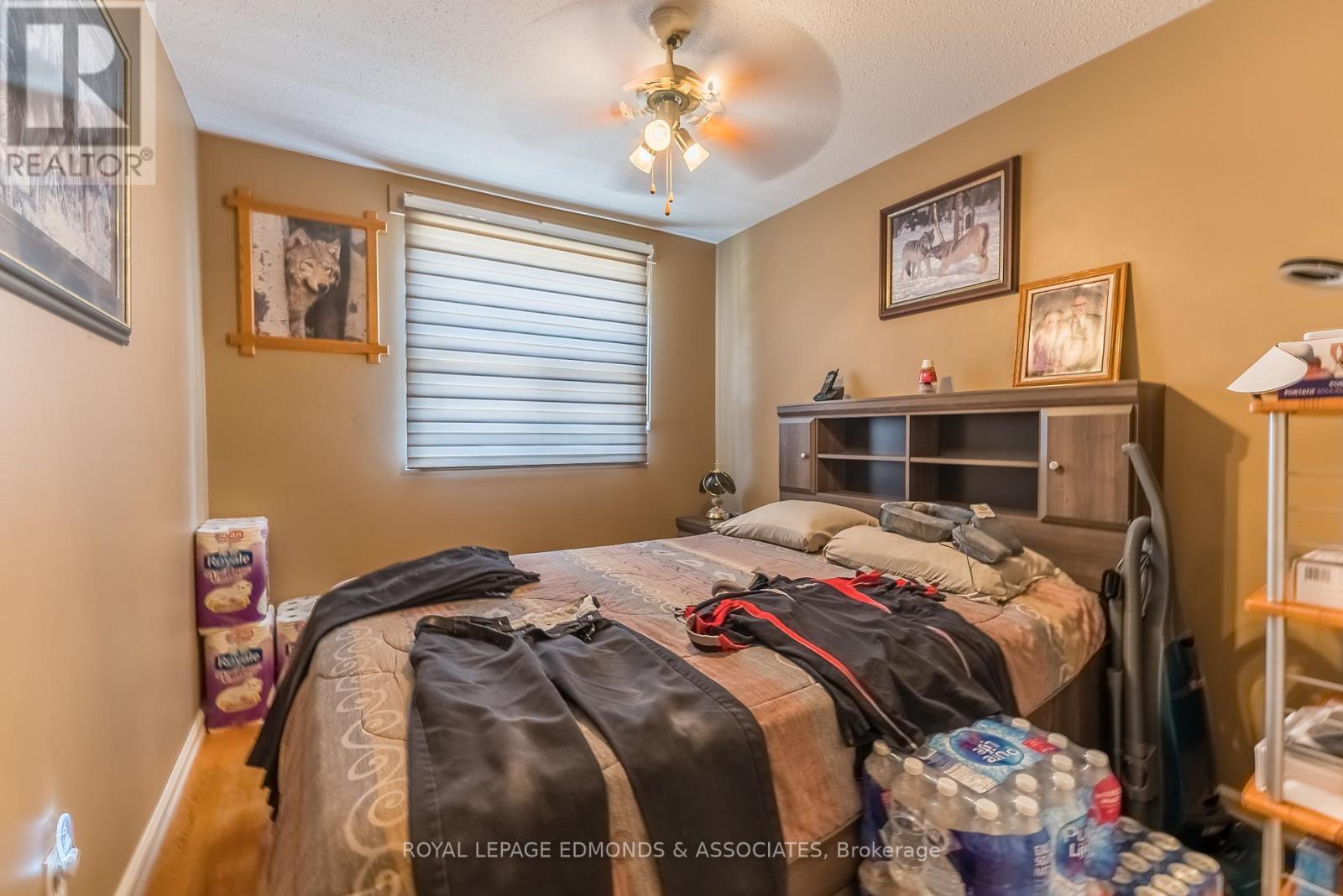 












42A HURON STREET

,
Deep River,




Ontario
K0J1P0

