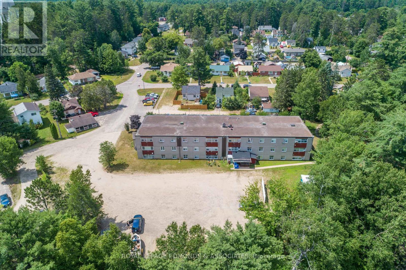 












42A HURON STREET

,
Deep River,




Ontario
K0J1P0

